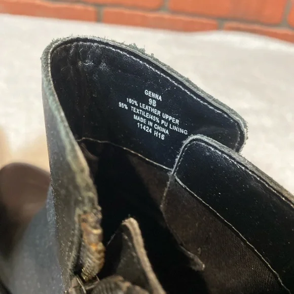 Lauren Ralph Lauren Black‎ Boots Size 9B - Picture 4 of 7